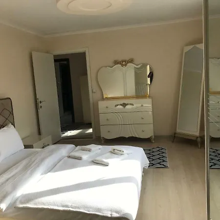 Park çekirge Apart