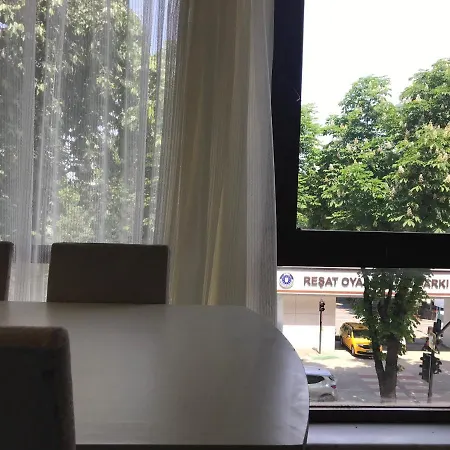 Park çekirge Apart